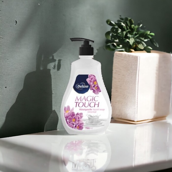 Deluxe | Magic Touch | 750 ml | Mydło w płynie | Kwiatowy zapach | Gliceryna
